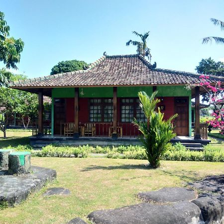 Poeri Devata Resort Hotel Prambanan Eksteriør bilde