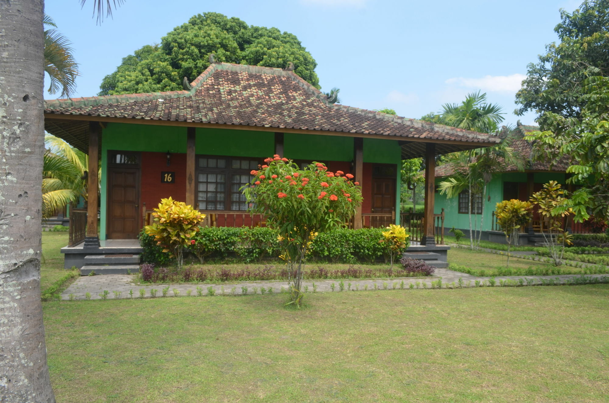 Poeri Devata Resort Hotel Prambanan Eksteriør bilde